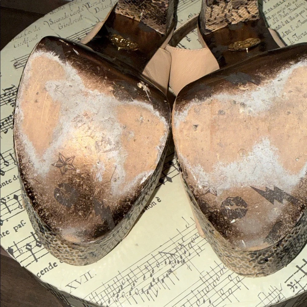 Betsey Johnson Mystifyy Nude Leather Peep Toe Snake Print Platform Slingbacks